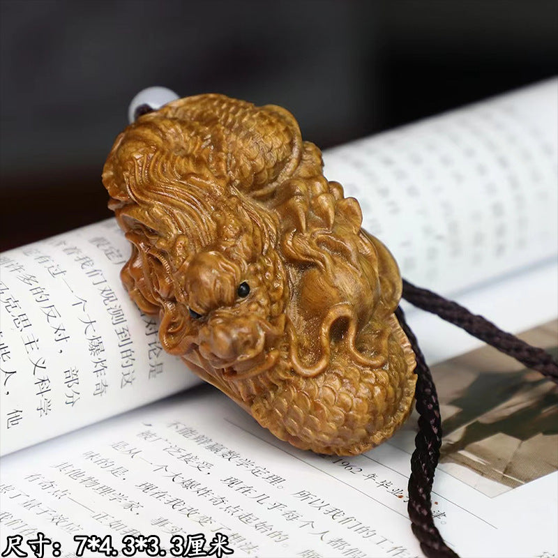 Green sandalwood handle key pendant mascot