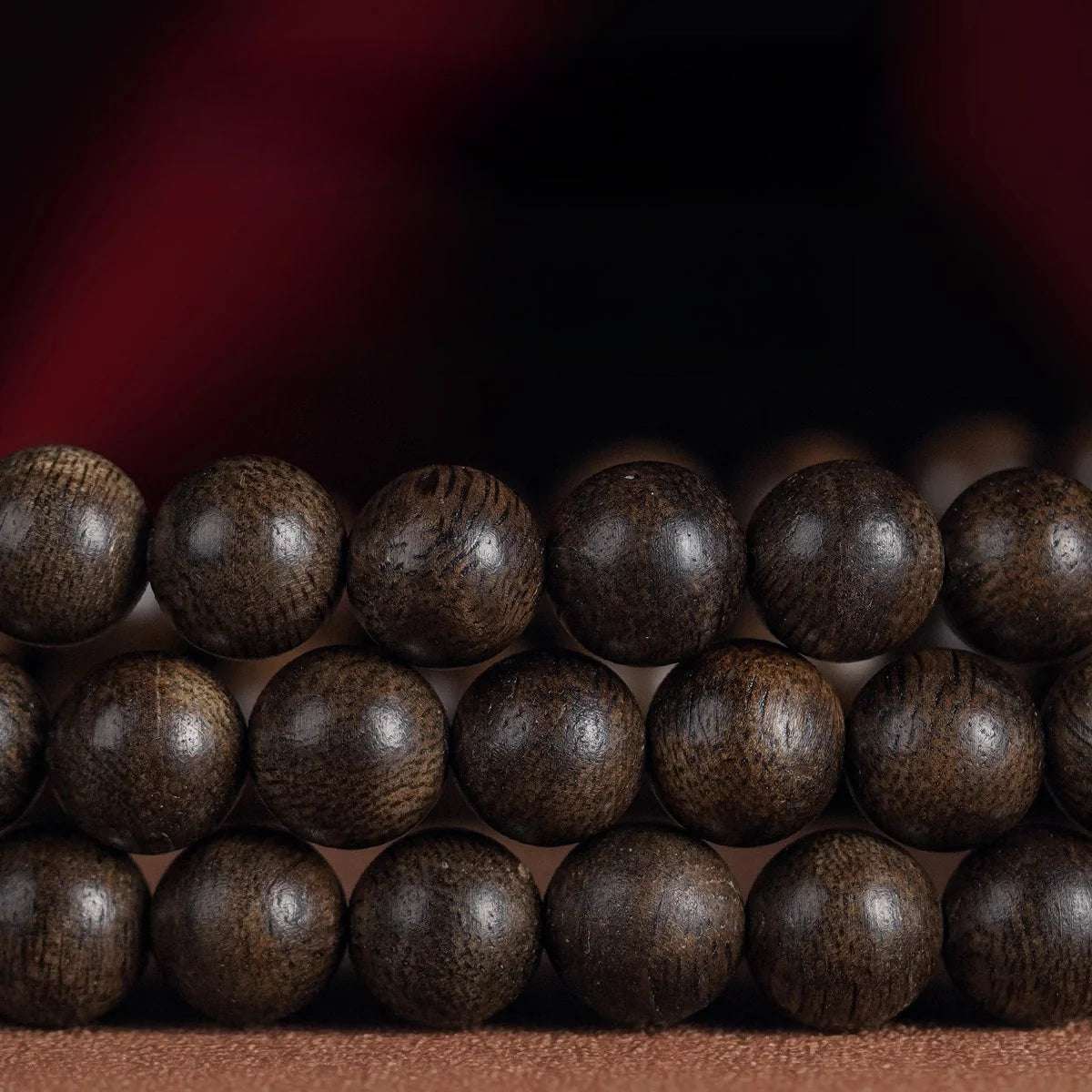 Natural Nha Trang Chinan agarwood bracelet 108 agarwood bracelet, sandalwood Buddha bead men's and women's rosary bead bracelet.