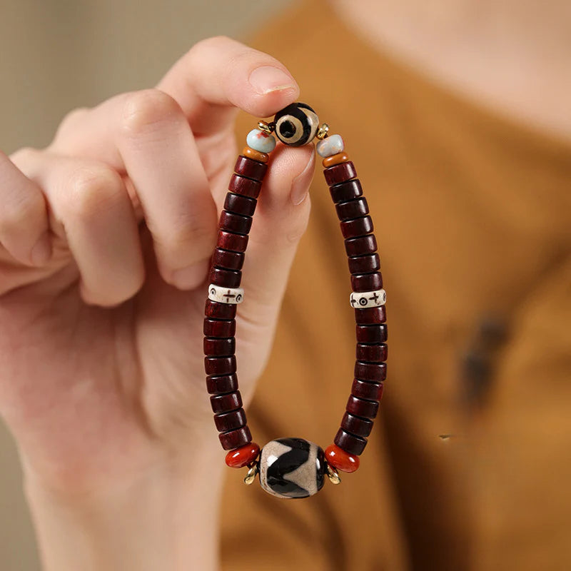 Give girlfriend gifts, give boyfriend Tibetan black sandalwood/red sandalwood straight-cut tablets, bead agate dzi beads single circle simple bracelet.