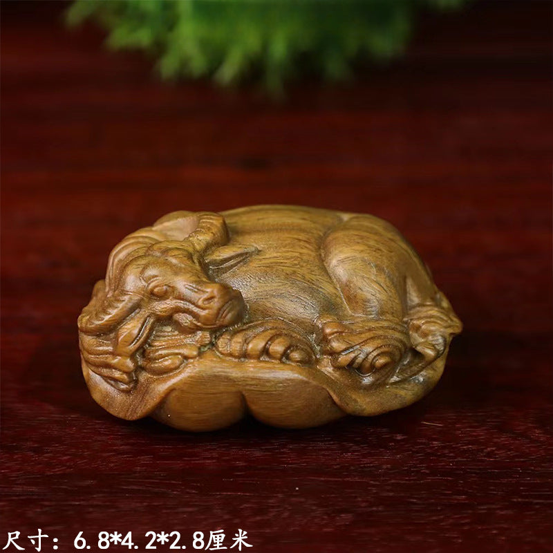Green sandalwood handle key pendant mascot
