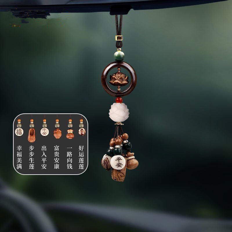Sandalwood car safety pendant
