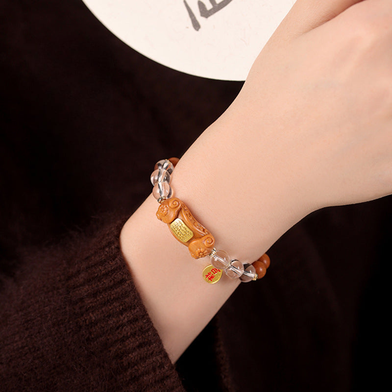 Zen sandalwood Ruyi hand rosary bracelet with white crystal five-stripe hand bracelet.