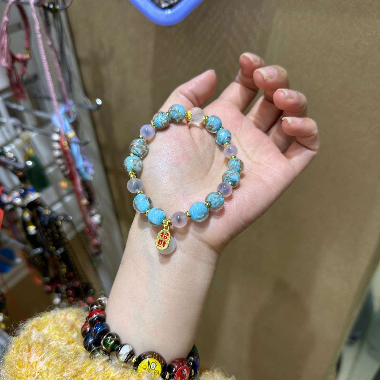 Fragrant gray glass bracelet, sugar heart bracelet, men's and women's models.