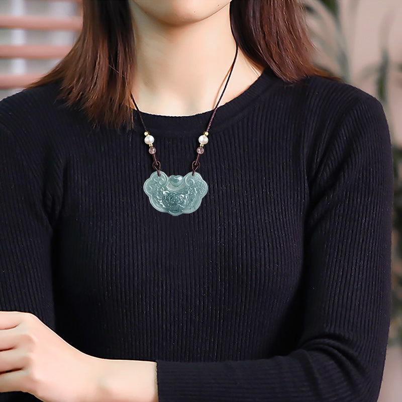 Jade blue water flowers bloom, wealth and auspiciousness, jade pendant, jade pendant, men's and women's safety pendant