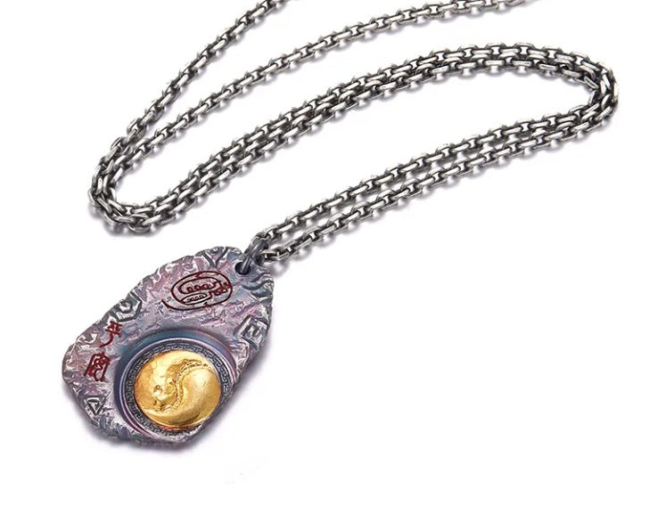 New Chinese < Dao Golden Seal > Tai Chi Gossip Pendant Necklace Retro Couple Transshipment Pendant Sweater Necklace