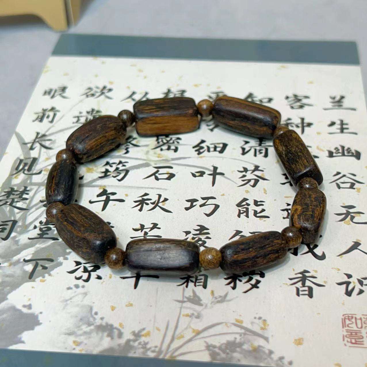 Agarwood with bucket beads long square beads bracelet Wenwan bracelet old material men's and women's models