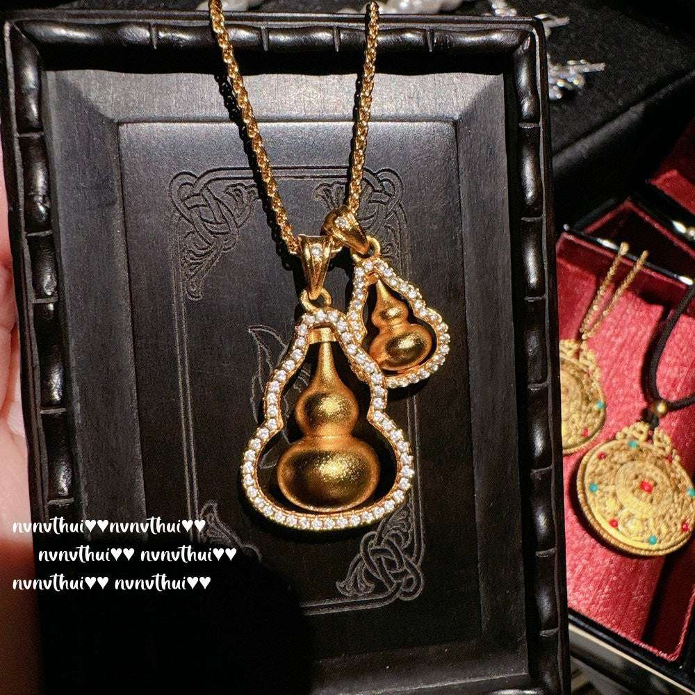 Ancient Taoist gold filigree chisel engraving vajra pestle Pixiu necklace, new Chinese style, Pixiu copper coins stacked with pendant chain