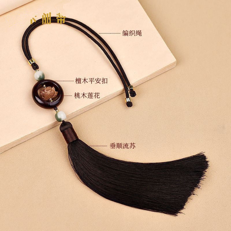 Sandalwood car safety pendant