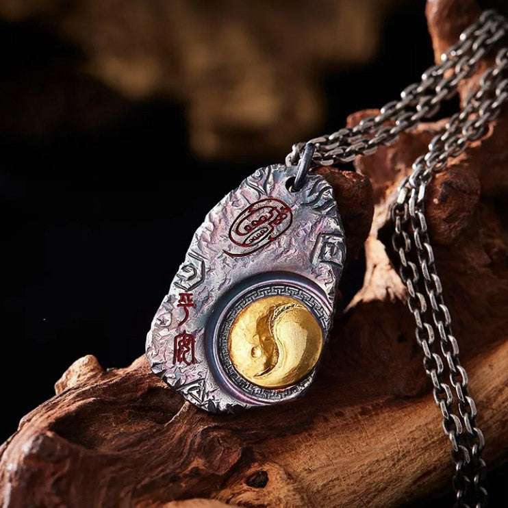 New Chinese < Dao Golden Seal > Tai Chi Gossip Pendant Necklace Retro Couple Transshipment Pendant Sweater Necklace