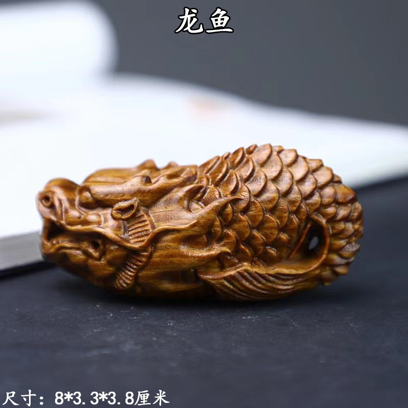 Green sandalwood handle key pendant mascot