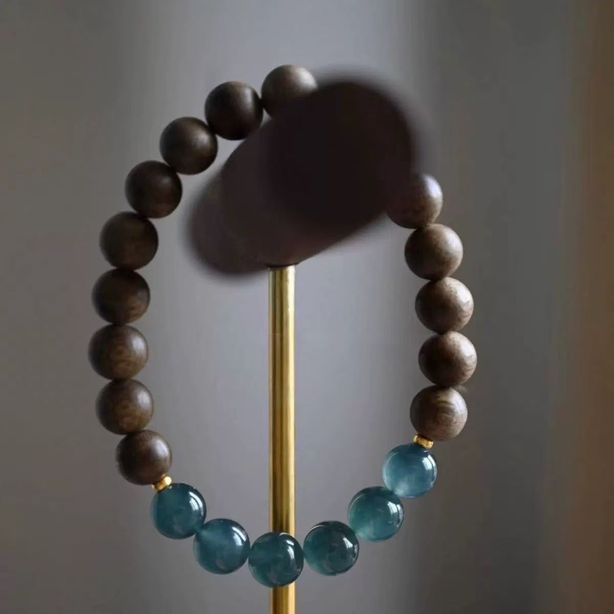 Sandalwood bracelet women's natural blue water agate bead splicing bracelet.
