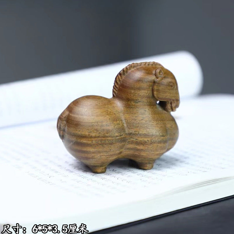 Green sandalwood handle key pendant mascot