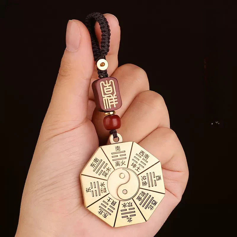 Taoist pendantsProtect the house, ensure safety, protect the body and expel evil spirits.