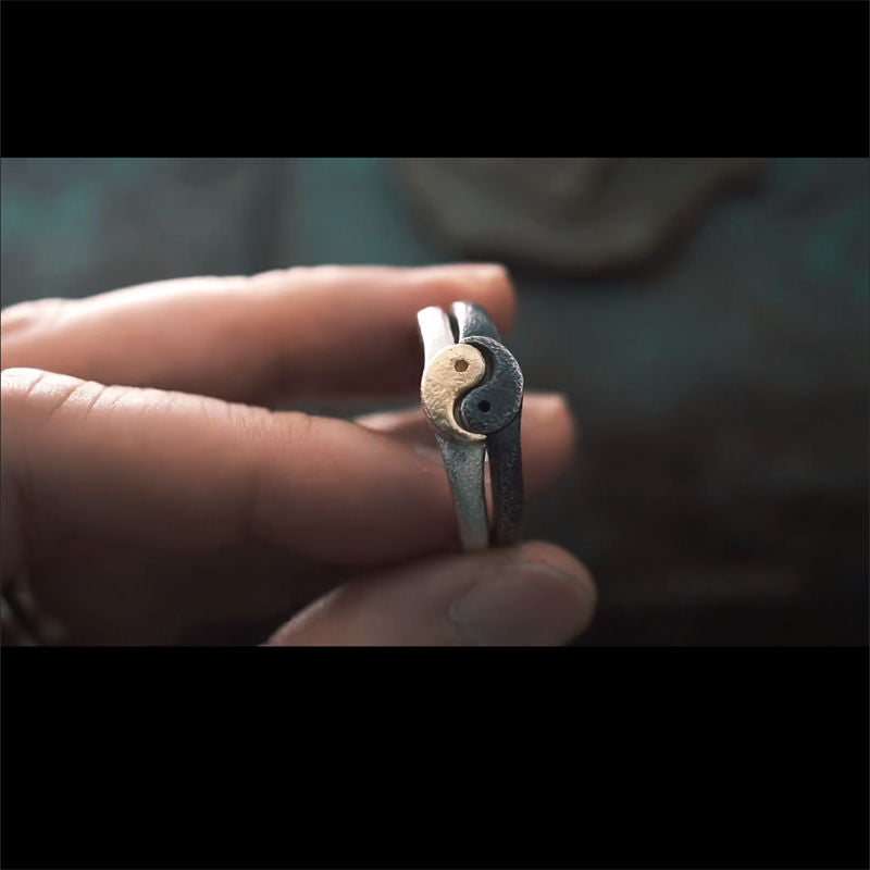 Yin-Yang Ring